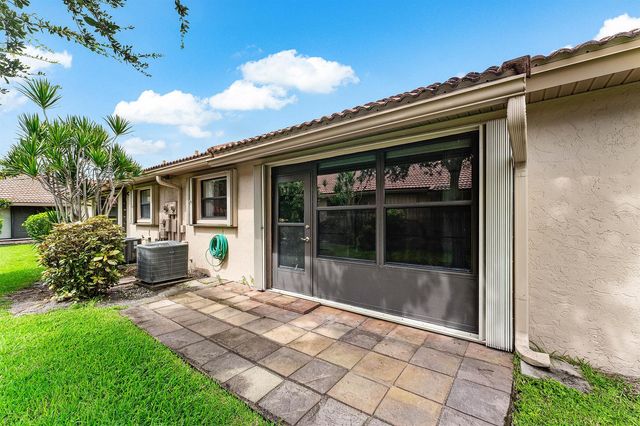 4670 Laurel Tree Road A, Boynton Beach, FL 33436
