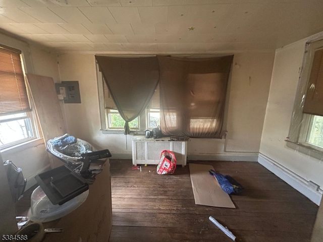 73 Main St, Belleville Twp., NJ 07109