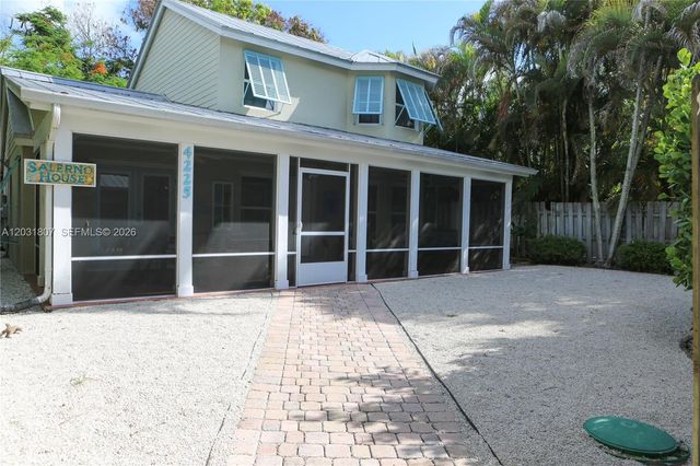 4225 SE Westfield Street, Stuart, FL 34997