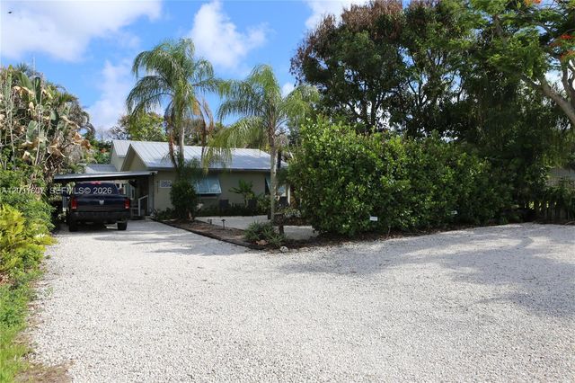 4225 SE Westfield Street, Stuart, FL 34997