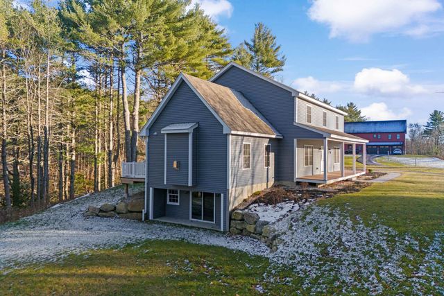 380 E Dunbarton Road, Goffstown, NH 03045