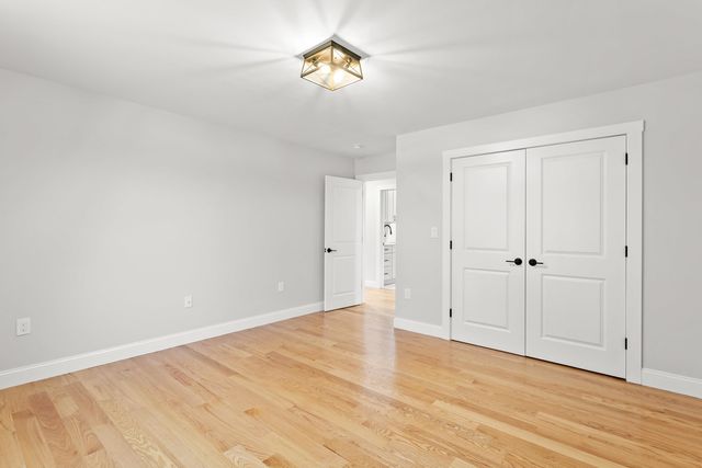 380 E Dunbarton Road, Goffstown, NH 03045