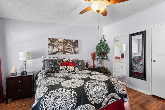 36825 KIMELA AVENUE, Zephyrhills, FL 33542