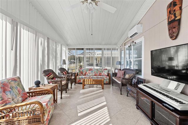 36825 KIMELA AVENUE, Zephyrhills, FL 33542