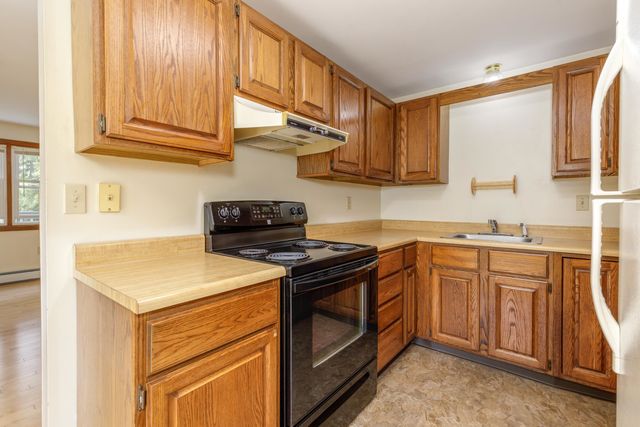 90-100 Dawson Avenue, Manchester, NH 03104