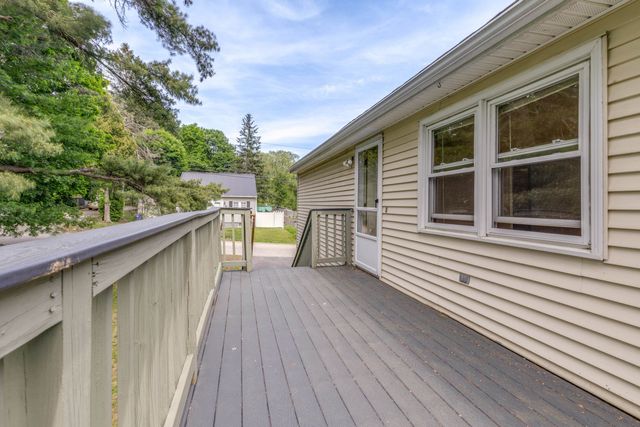 90-100 Dawson Avenue, Manchester, NH 03104