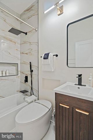 1404 MASSACHUSETTS AVE SE, Washington, DC 20003