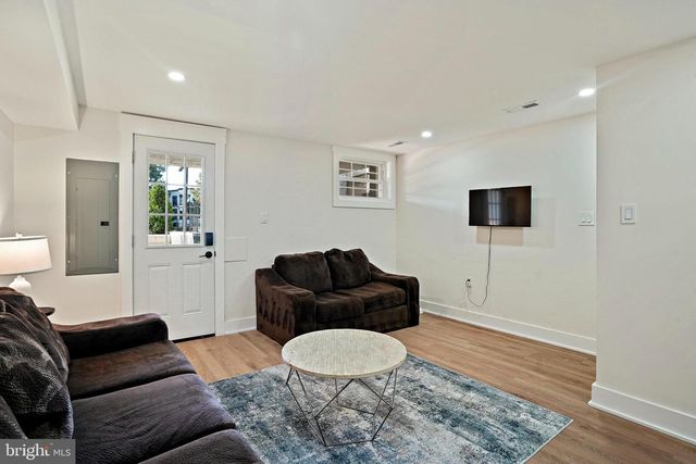 1404 MASSACHUSETTS AVE SE, Washington, DC 20003