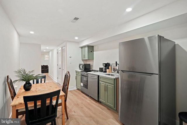 1404 MASSACHUSETTS AVE SE, Washington, DC 20003