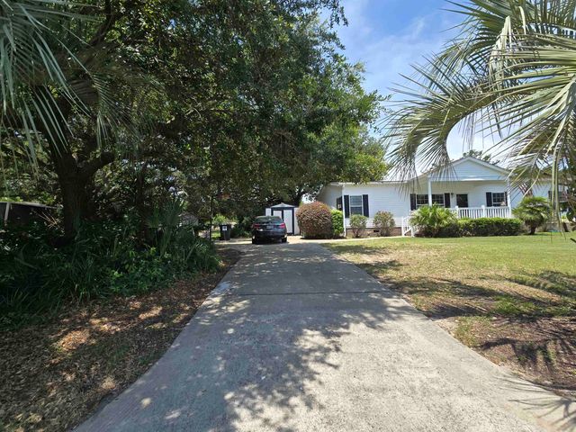 151 Hawks Nest Circle, Murrells Inlet, SC 29576