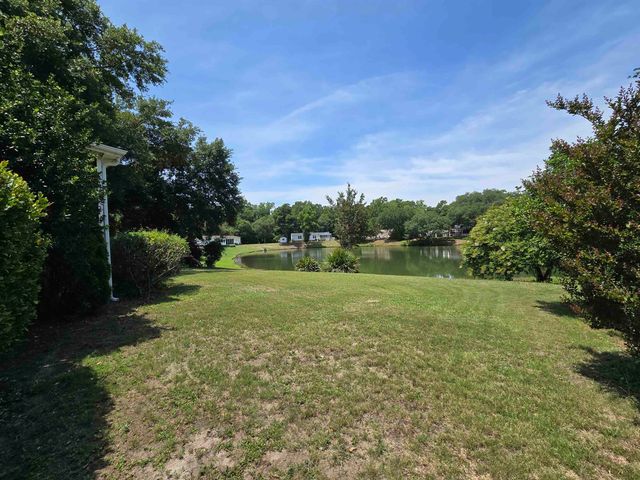 151 Hawks Nest Circle, Murrells Inlet, SC 29576