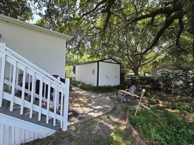 151 Hawks Nest Circle, Murrells Inlet, SC 29576
