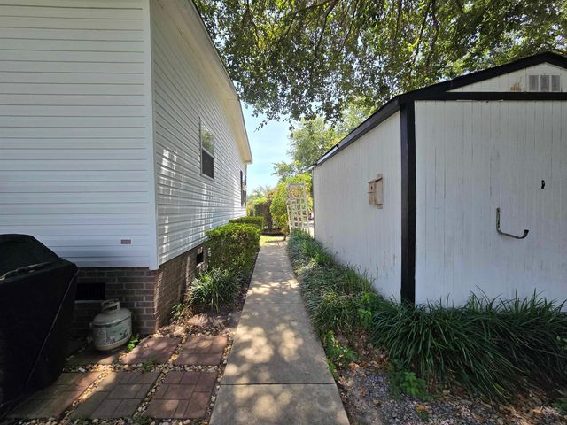 151 Hawks Nest Circle, Murrells Inlet, SC 29576