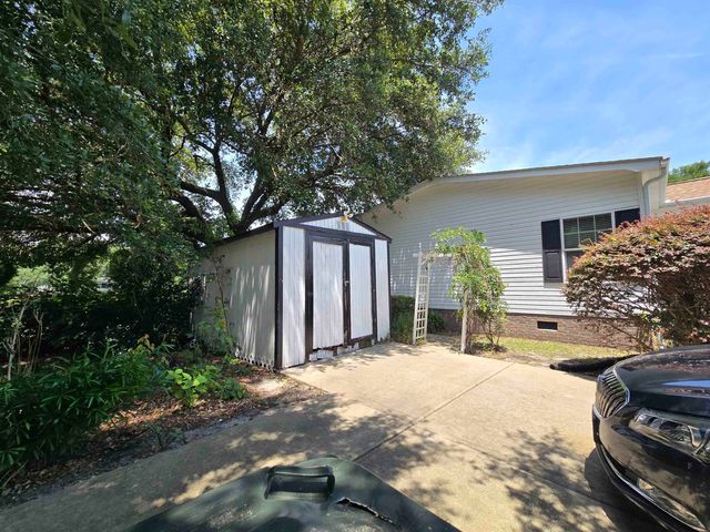151 Hawks Nest Circle, Murrells Inlet, SC 29576