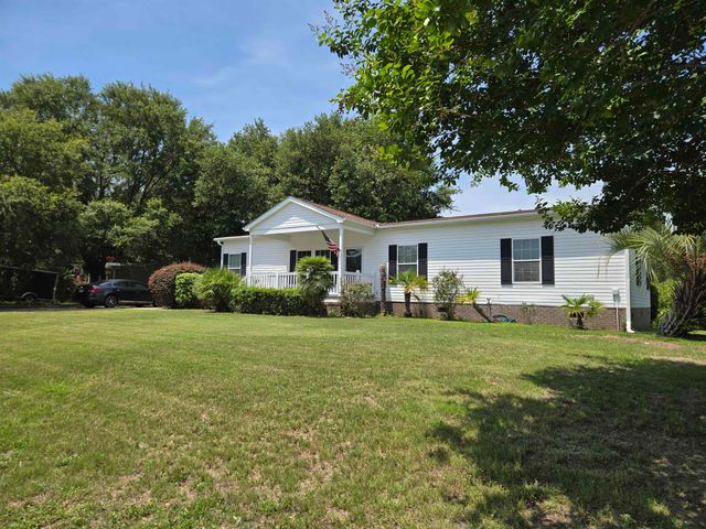 151 Hawks Nest Circle, Murrells Inlet, SC 29576