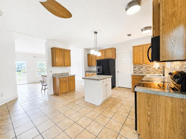 151 Hawks Nest Circle, Murrells Inlet, SC 29576