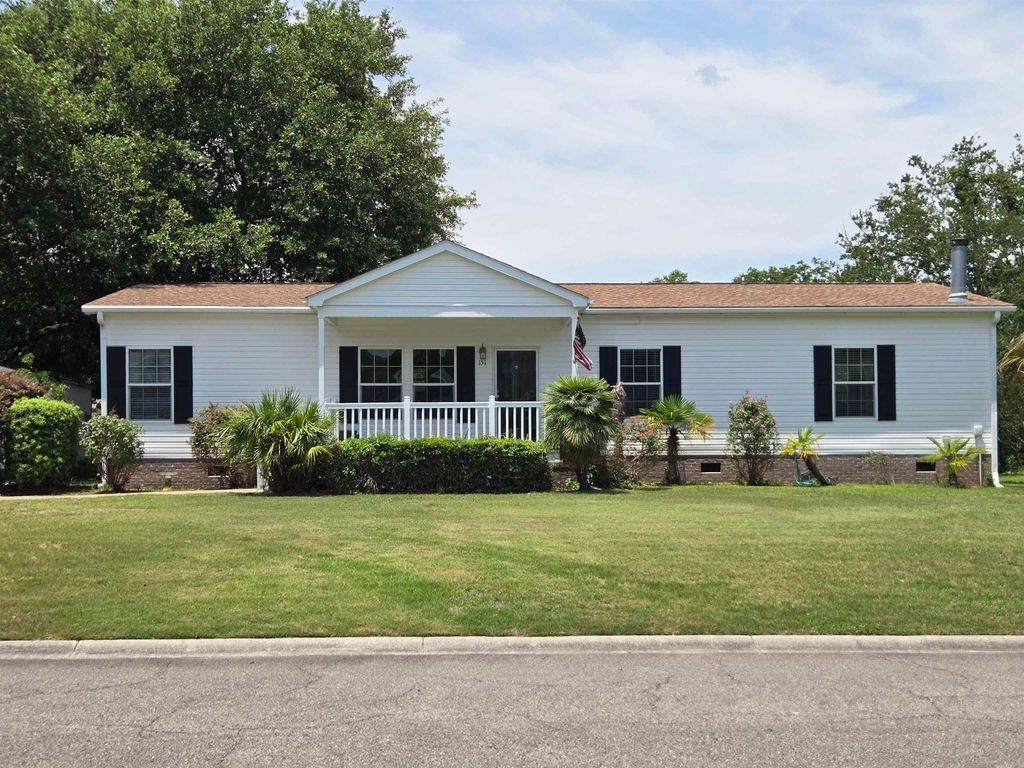 151 Hawks Nest Circle, Murrells Inlet, SC 29576