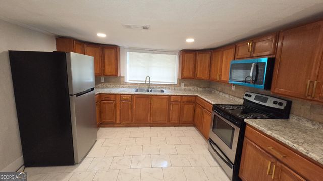 3766 Atlantic Avenue, Macon, GA 31204