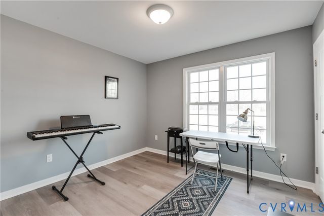 342 Pinecliffe Dr, Colonial Heights, VA 23834