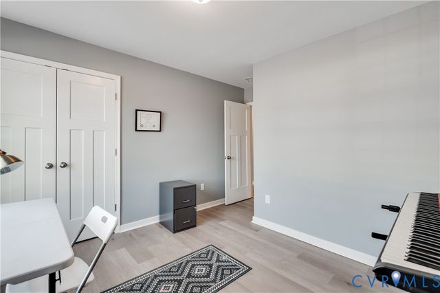 342 Pinecliffe Dr, Colonial Heights, VA 23834