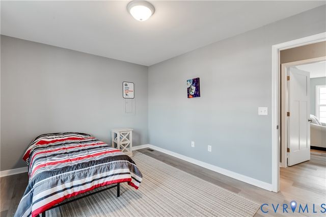 342 Pinecliffe Dr, Colonial Heights, VA 23834