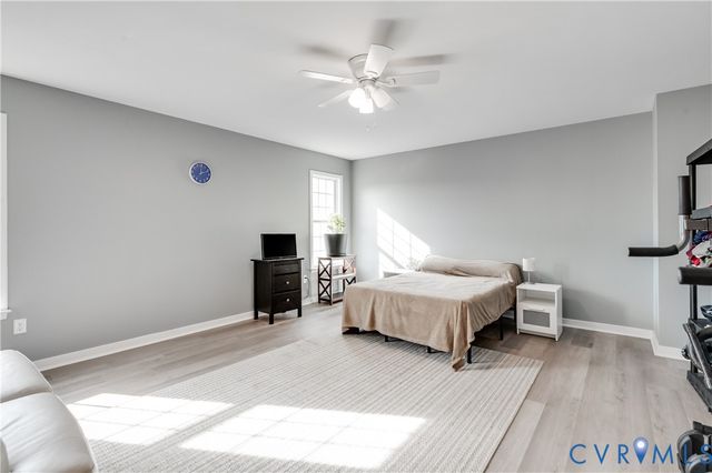 342 Pinecliffe Dr, Colonial Heights, VA 23834