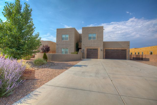 6609 Kalgan Road NE, Rio Rancho, NM 87144