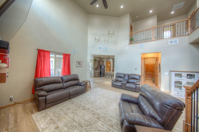 6609 Kalgan Road NE, Rio Rancho, NM 87144