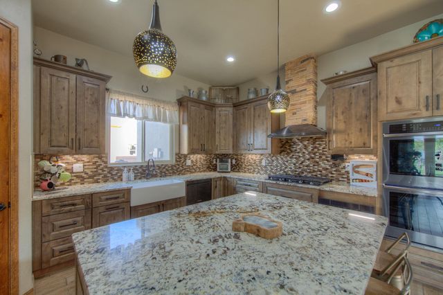 6609 Kalgan Road NE, Rio Rancho, NM 87144