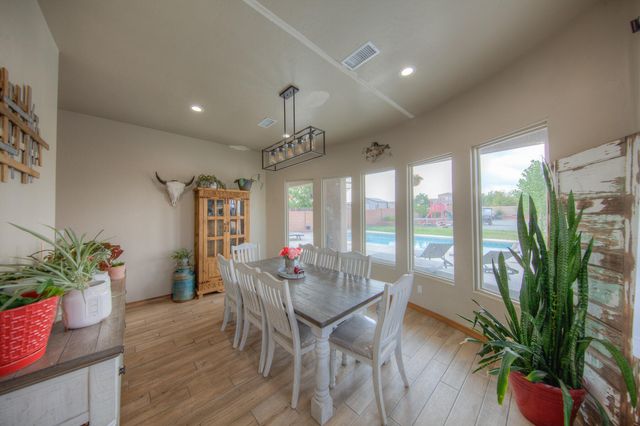 6609 Kalgan Road NE, Rio Rancho, NM 87144