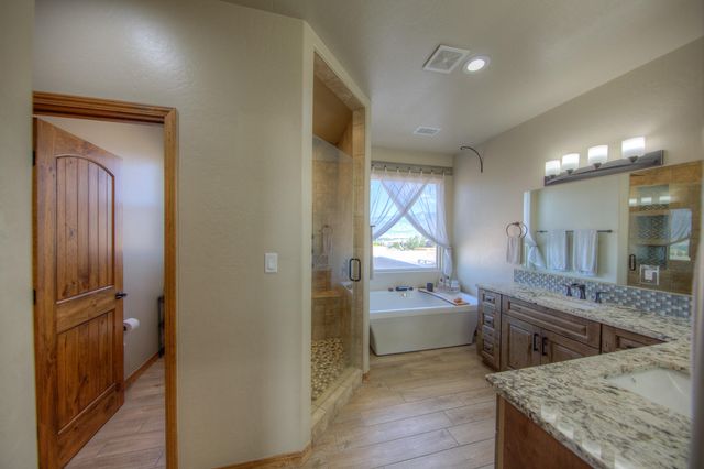 6609 Kalgan Road NE, Rio Rancho, NM 87144