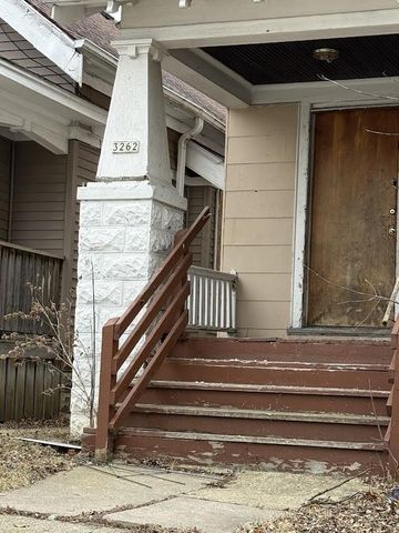 3262 28th STREET, Milwaukee, WI 53216