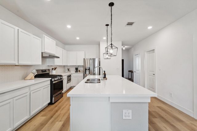 788 Yellow Birch, Conroe, TX 77304