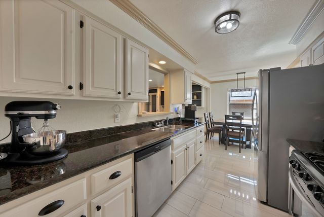 9426 Whittenburg Gate, Dallas, TX 75243