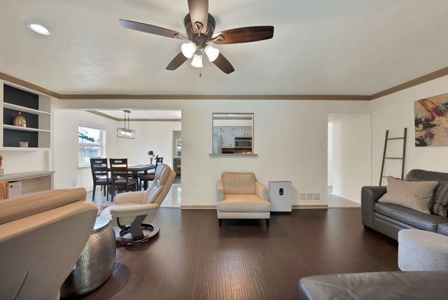 9426 Whittenburg Gate, Dallas, TX 75243