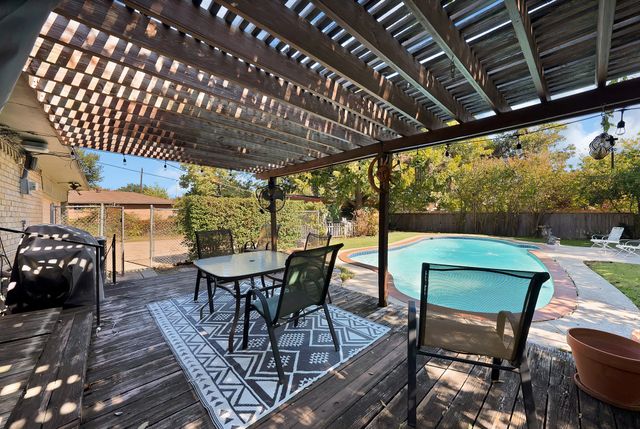 9426 Whittenburg Gate, Dallas, TX 75243