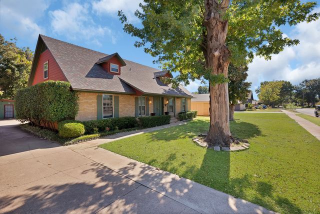 9426 Whittenburg Gate, Dallas, TX 75243