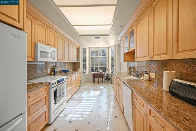 5920 Horsemans Canyon 1B, Walnut Creek, CA 94595