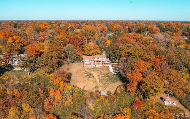 3 W Fairmount Drive, Alton, IL 62002