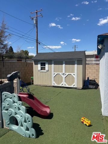 44709 Beech Avenue, Lancaster, CA 93534