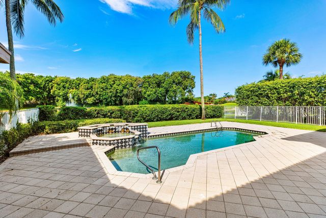 17571 Bocaire Way, Boca Raton, FL 33487
