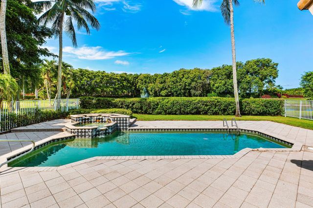 17571 Bocaire Way, Boca Raton, FL 33487