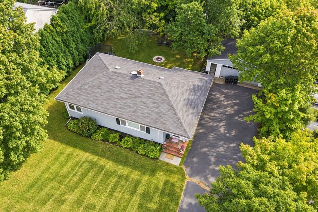 7 Norfolk Ave, Dartmouth, MA 02747