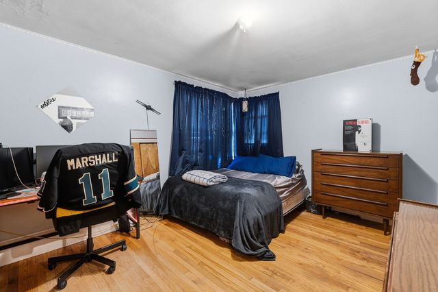 7 Norfolk Ave, Dartmouth, MA 02747
