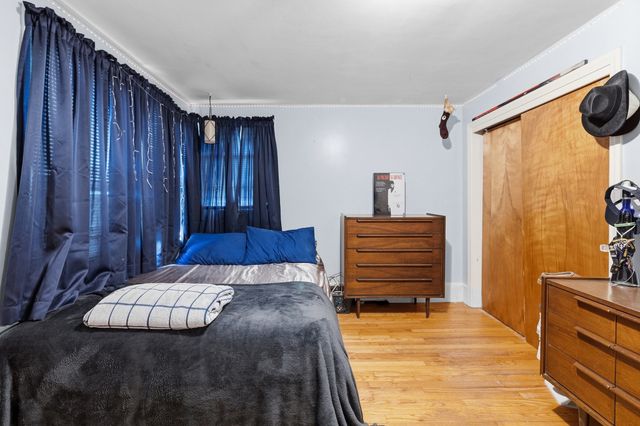 7 Norfolk Ave, Dartmouth, MA 02747