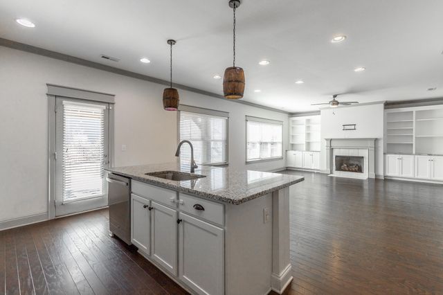 8512 Red Deer Lane, Ooltewah, TN 37363