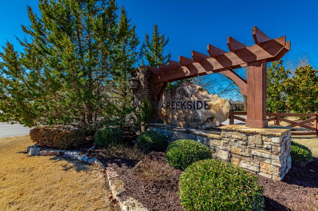 8512 Red Deer Lane, Ooltewah, TN 37363