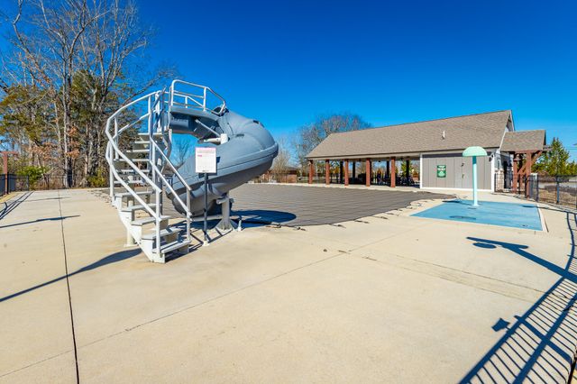 8512 Red Deer Lane, Ooltewah, TN 37363