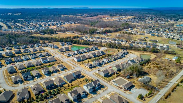 8512 Red Deer Lane, Ooltewah, TN 37363