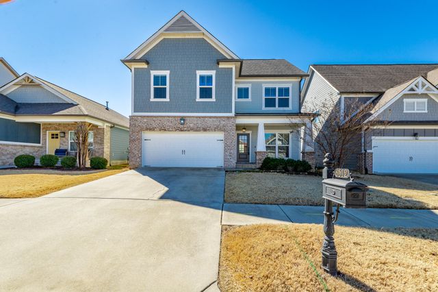 8512 Red Deer Lane, Ooltewah, TN 37363